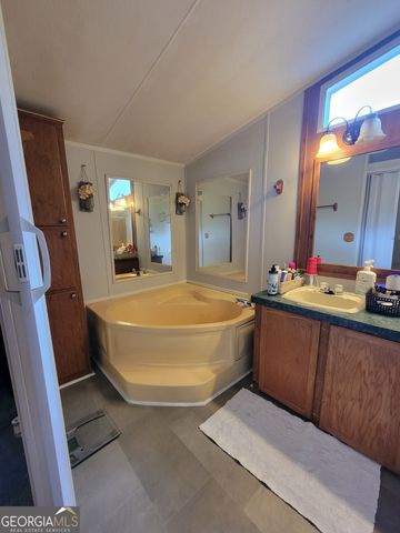 185 Bearcreek Road, Eatonton, GA 31024
