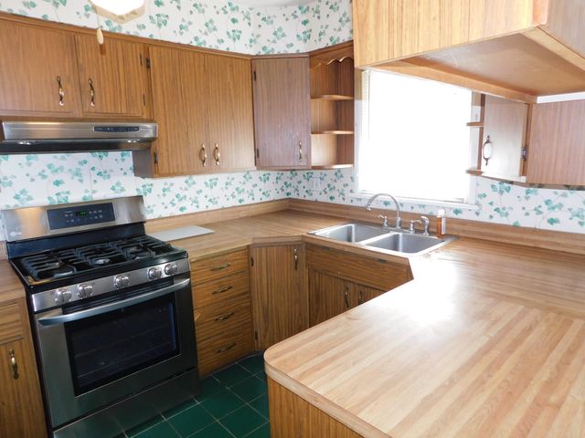 105 Garrettson Avenue, Michigan City, IN 46360