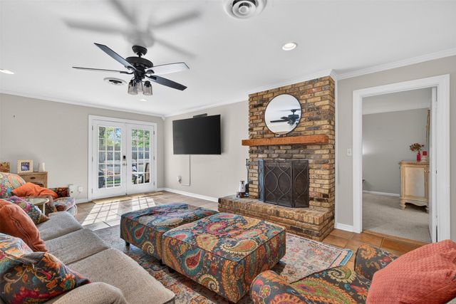 231 Martha Anne Drive, Shreveport, LA 71115