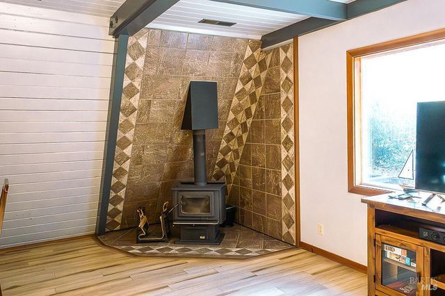 46151 Pacific Woods Rd, Gualala, CA 95445