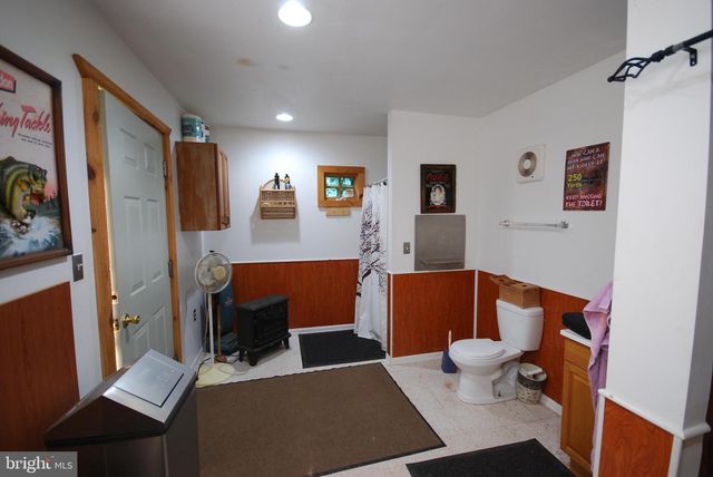729 ANTHONY BOHRER RD, Slanesville, WV 25444