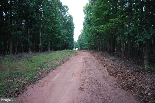 729 ANTHONY BOHRER RD, Slanesville, WV 25444