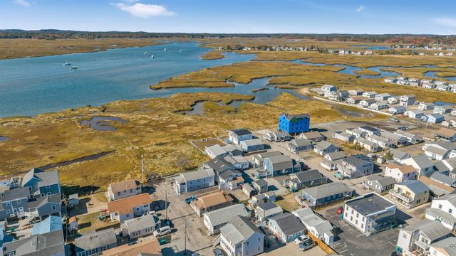 17 Johnson Avenue, Hampton, NH 03290