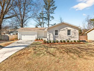 2545 Ridgecrest NW Drive, Kennesaw, GA 30152