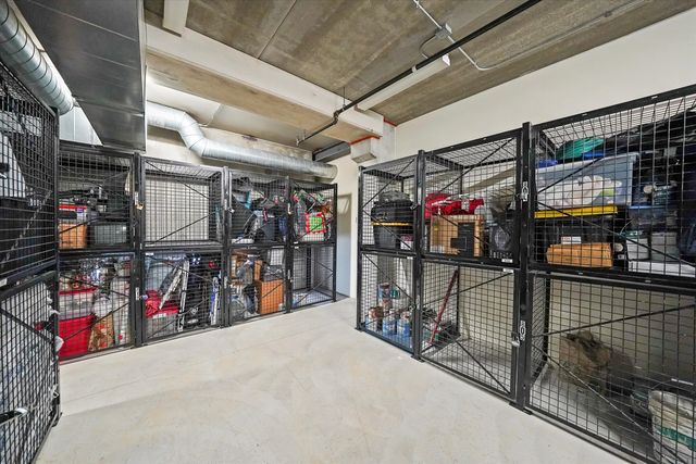 833 W 15th Place 711, Chicago, IL 60608