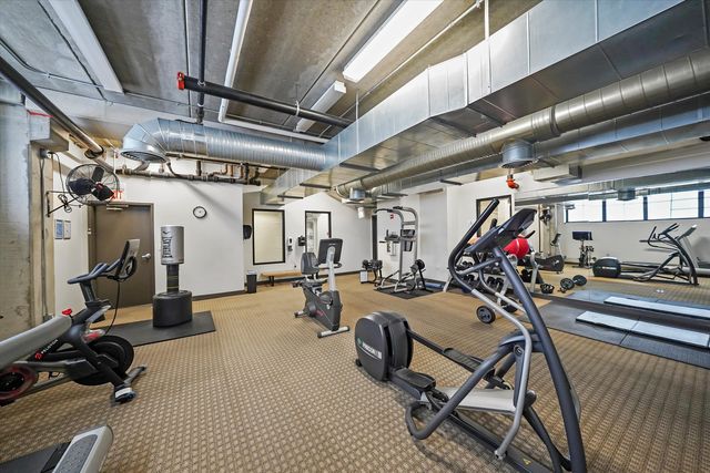 833 W 15th Place 711, Chicago, IL 60608