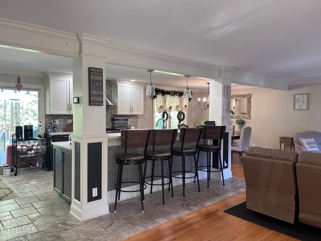 2321 Central Parkway, Schenectady, NY 12309