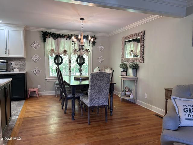 2321 Central Parkway, Schenectady, NY 12309