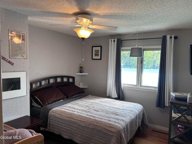 2321 Central Parkway, Schenectady, NY 12309