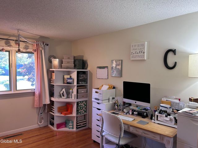 2321 Central Parkway, Schenectady, NY 12309