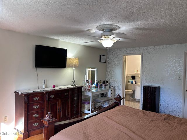 2321 Central Parkway, Schenectady, NY 12309