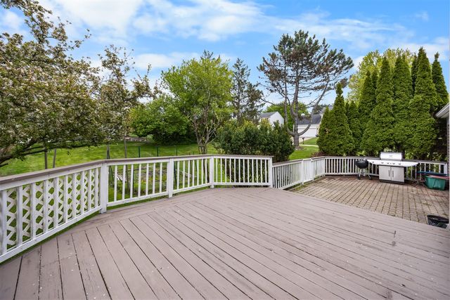210 Whitney Drive, Rochester Hills, MI 48307