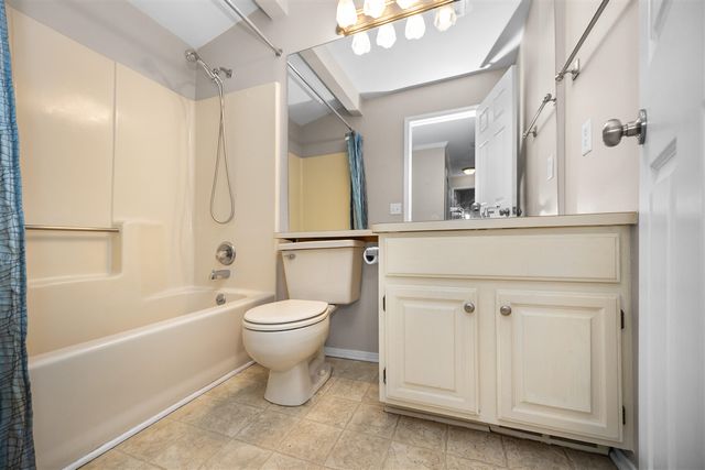 210 Whitney Drive, Rochester Hills, MI 48307