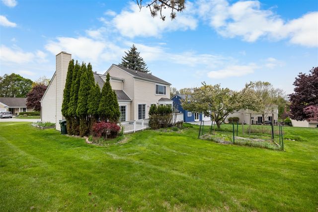 210 Whitney Drive, Rochester Hills, MI 48307