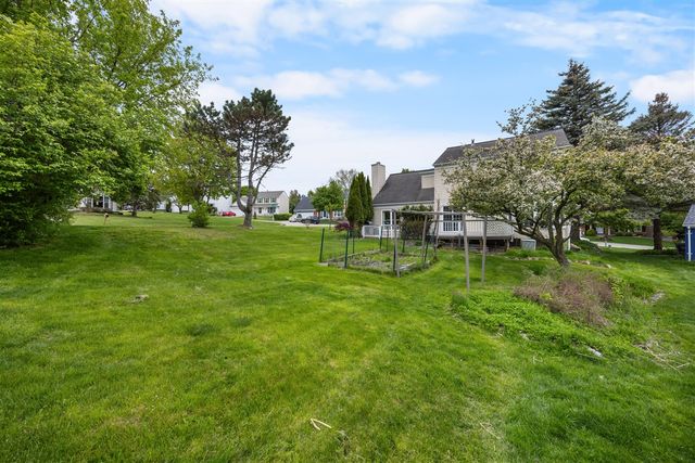 210 Whitney Drive, Rochester Hills, MI 48307