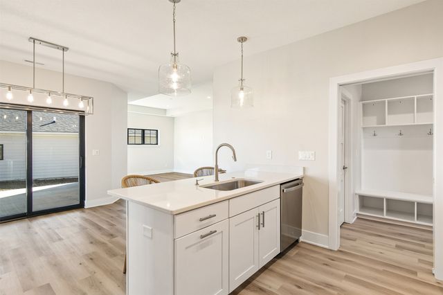 2525 SE Vintage Lane, Waukee, IA 50263
