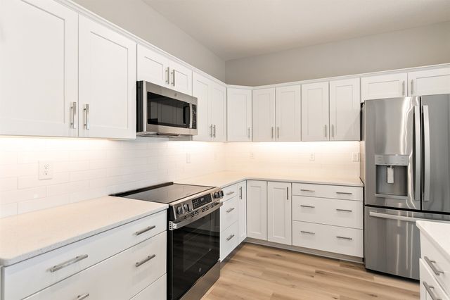 2525 SE Vintage Lane, Waukee, IA 50263