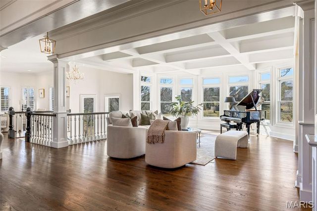 208 Saint Georges Drive, St Albans, MO 63073