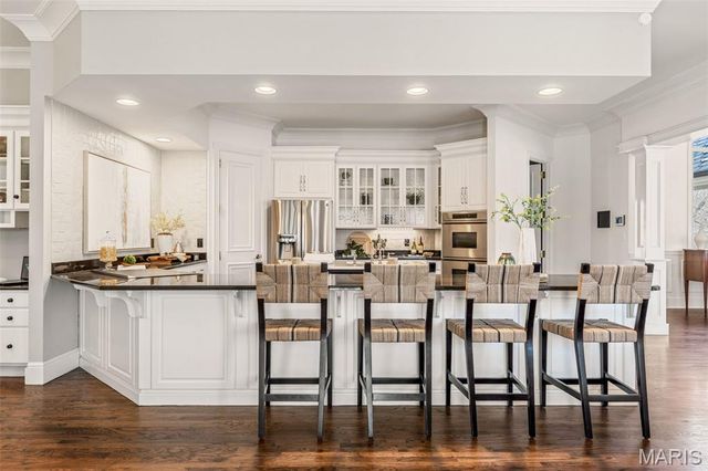 208 Saint Georges Drive, St Albans, MO 63073