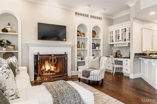 208 Saint Georges Drive, St Albans, MO 63073