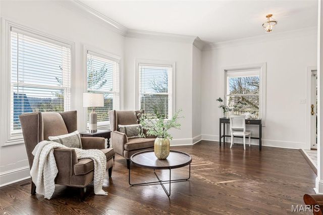 208 Saint Georges Drive, St Albans, MO 63073