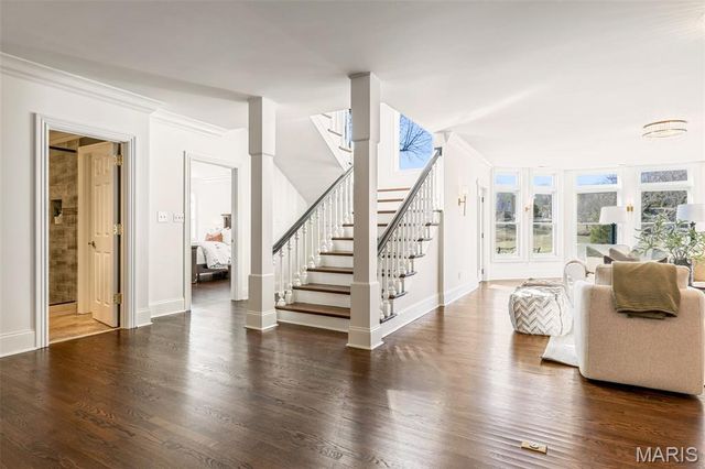 208 Saint Georges Drive, St Albans, MO 63073