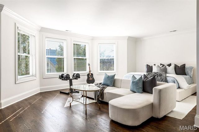 208 Saint Georges Drive, St Albans, MO 63073