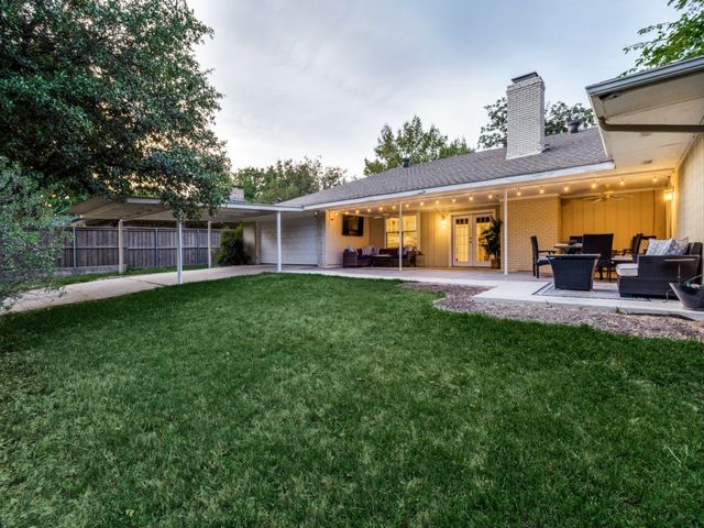 3824 Waldorf Circle, Dallas, TX 75229
