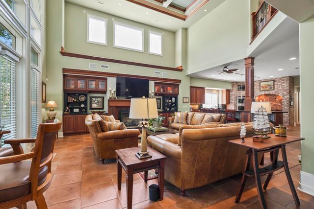 921 Morrall Dr., North Myrtle Beach, SC 29582