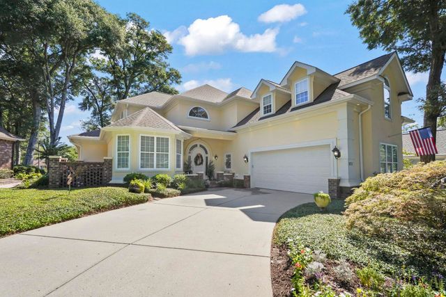921 Morrall Dr., North Myrtle Beach, SC 29582