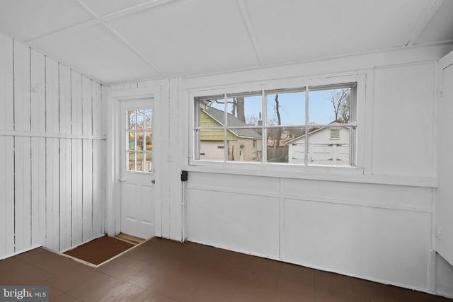 34 E HENDRICKSON AVE, Morrisville, PA 19067