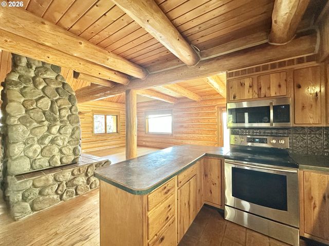 550 53RD Ave, Salem, OR 97304