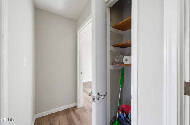 905 South Sherbrooke Drive, Mount Carmel, TN 37645