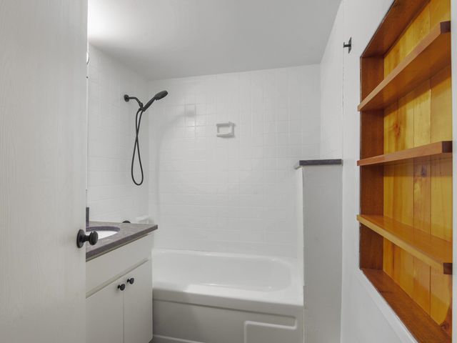 1647 E Gordon Ave, Spokane, WA 99207