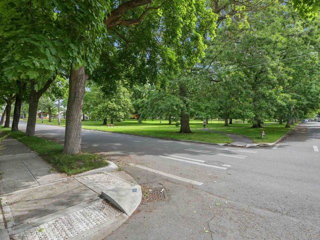 1647 E Gordon Ave, Spokane, WA 99207