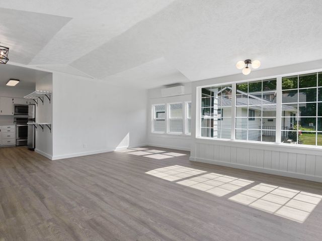 1647 E Gordon Ave, Spokane, WA 99207