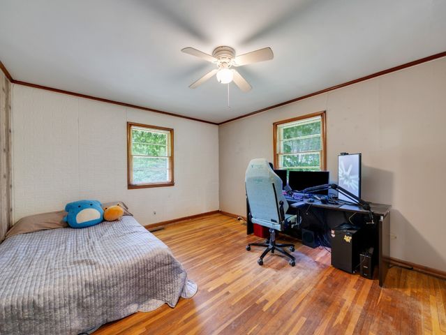 189 Washington Ave, Camden, TN 38320