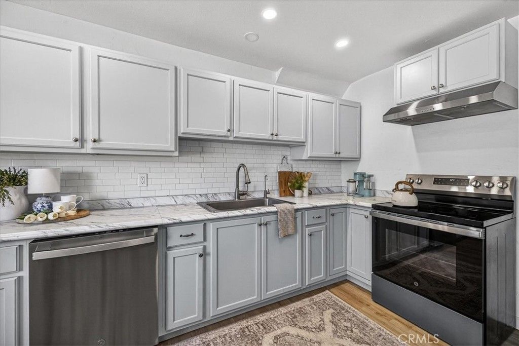 Image 12 of property listing at 1762 County Road R, Willows, CA 95988
