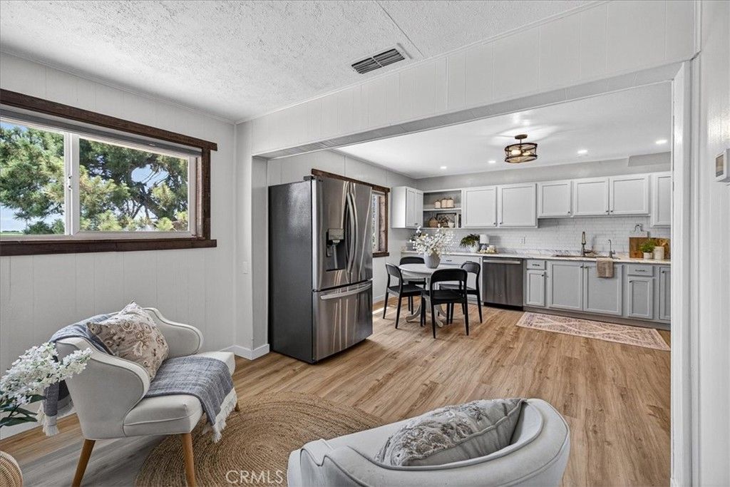 Image 16 of property listing at 1762 County Road R, Willows, CA 95988