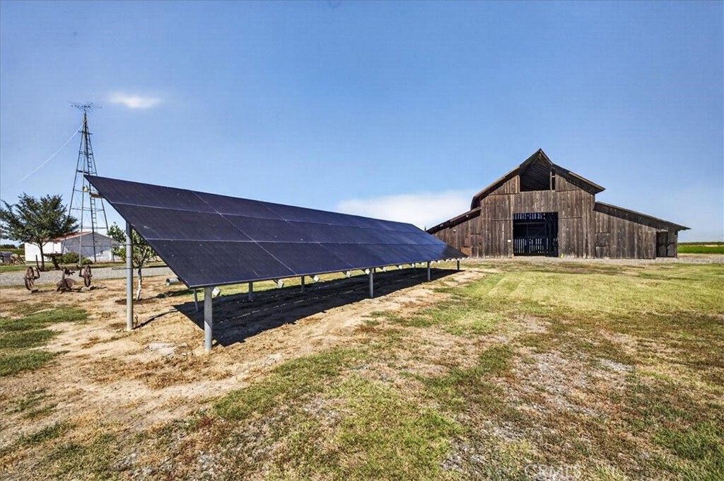 Image 39 of property listing at 1762 County Road R, Willows, CA 95988