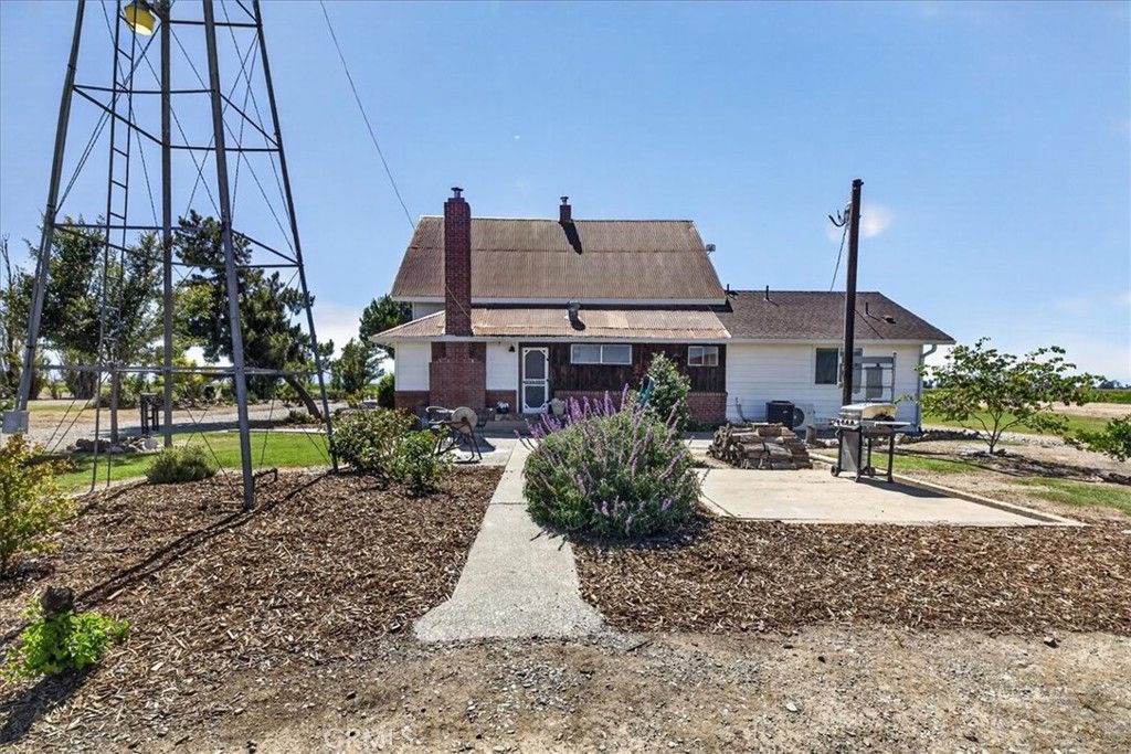 Image 47 of property listing at 1762 County Road R, Willows, CA 95988