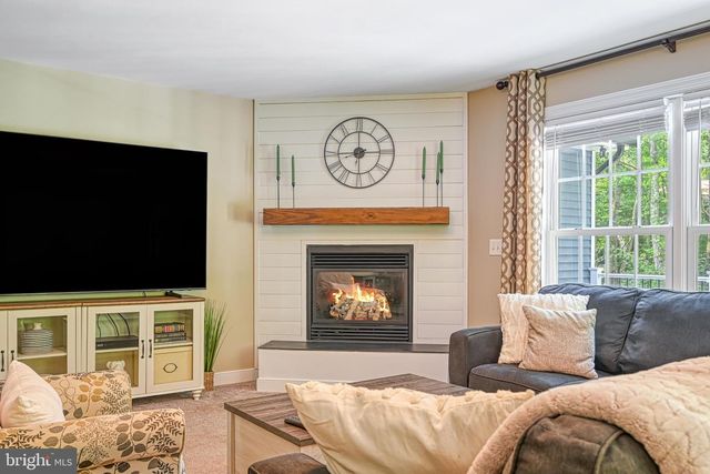 222 BATTLEFIELD RD, Locust Grove, VA 22508