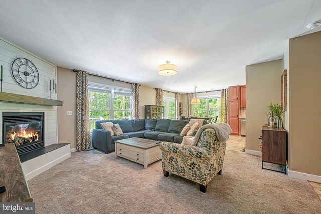 222 BATTLEFIELD RD, Locust Grove, VA 22508