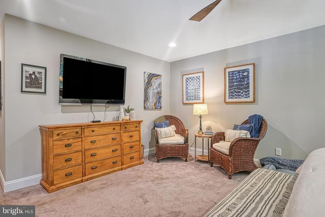 222 BATTLEFIELD RD, Locust Grove, VA 22508