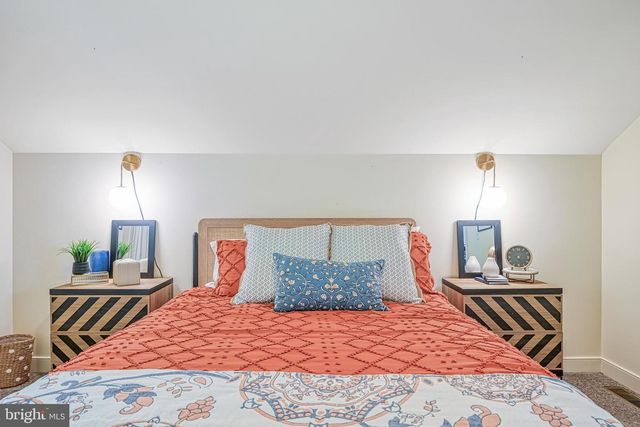 222 BATTLEFIELD RD, Locust Grove, VA 22508