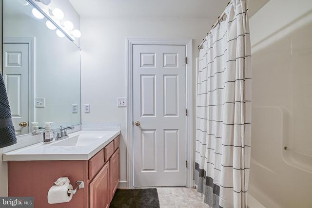 222 BATTLEFIELD RD, Locust Grove, VA 22508