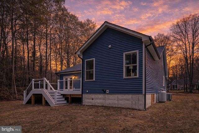 222 BATTLEFIELD RD, Locust Grove, VA 22508