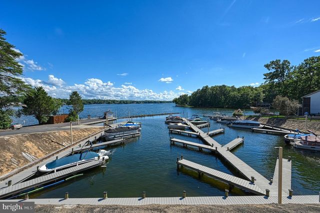 222 BATTLEFIELD RD, Locust Grove, VA 22508