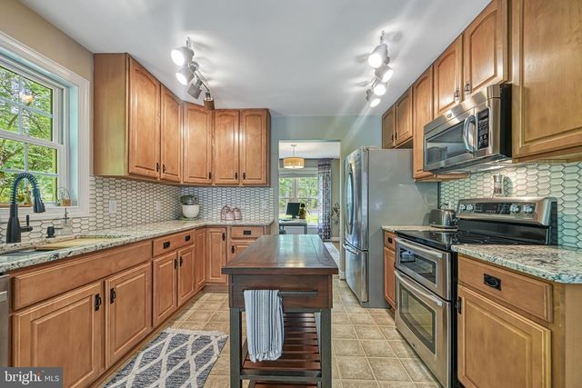 222 BATTLEFIELD RD, Locust Grove, VA 22508