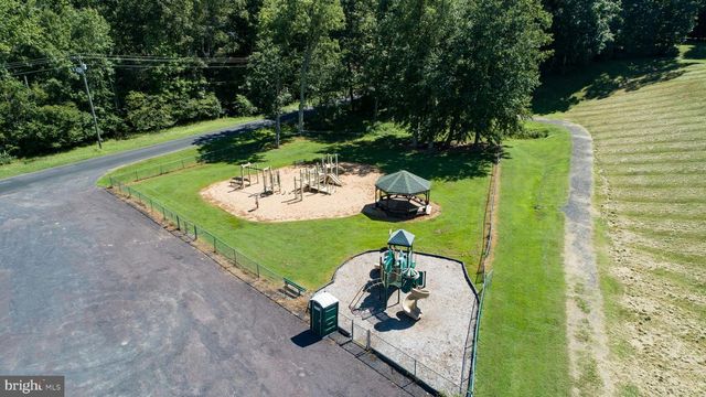 222 BATTLEFIELD RD, Locust Grove, VA 22508